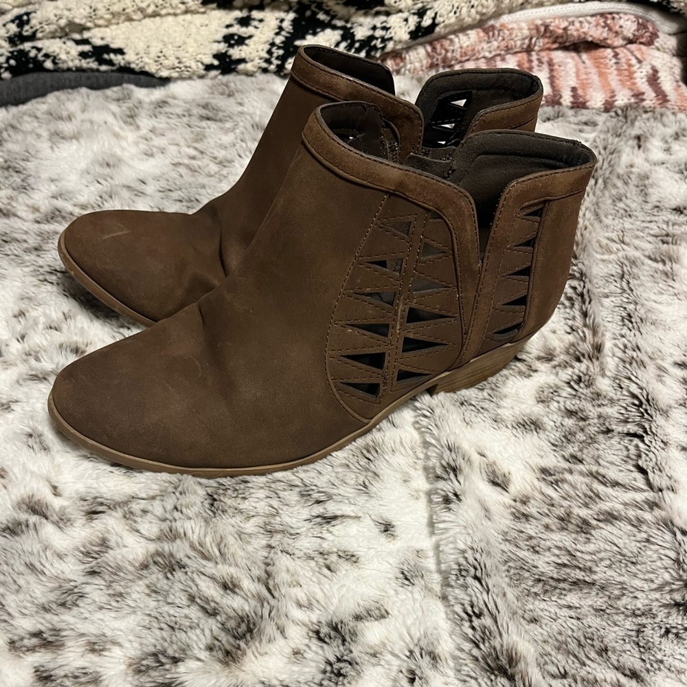 Ankle boots